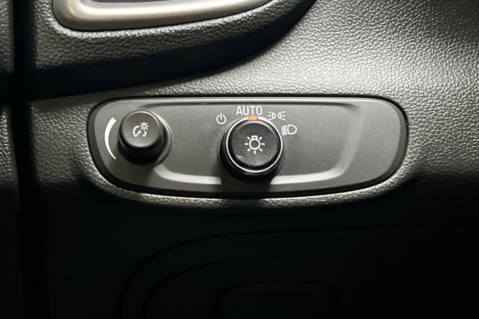 2021 Chevrolet Trax AWD LT