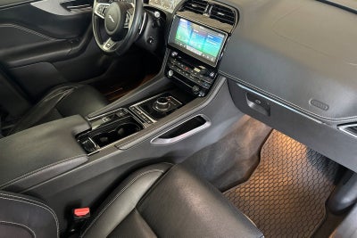 2018 Jaguar F-PACE S