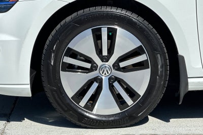 2016 Volkswagen e-Golf SEL Premium