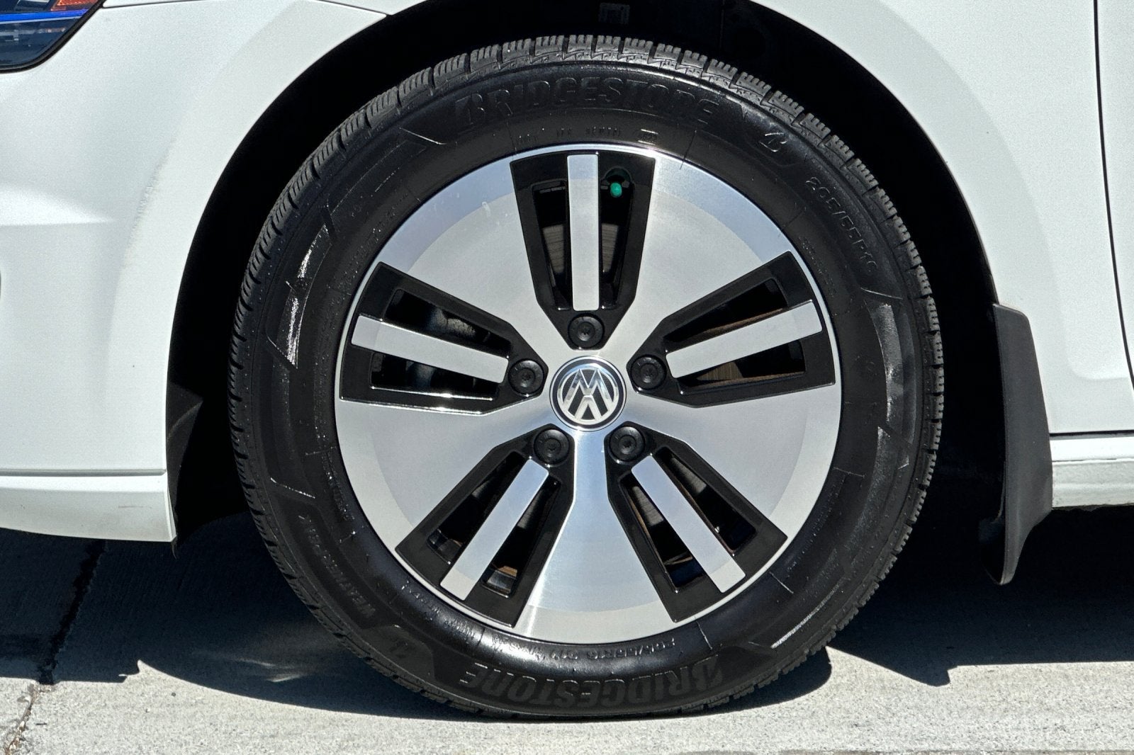 2016 Volkswagen e-Golf SEL Premium