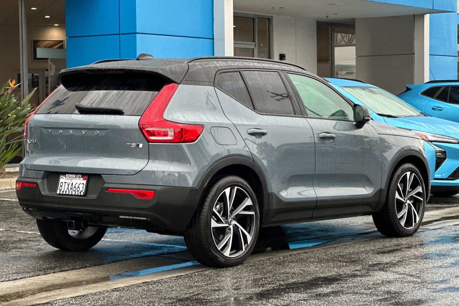 2021 Volvo XC40 R-Design