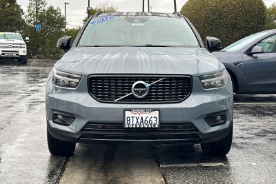 2021 Volvo XC40 R-Design