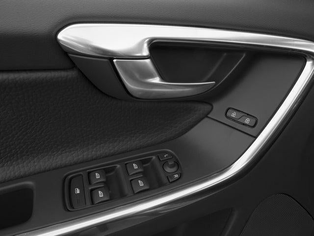 2017 Volvo XC60 T5 Inscription